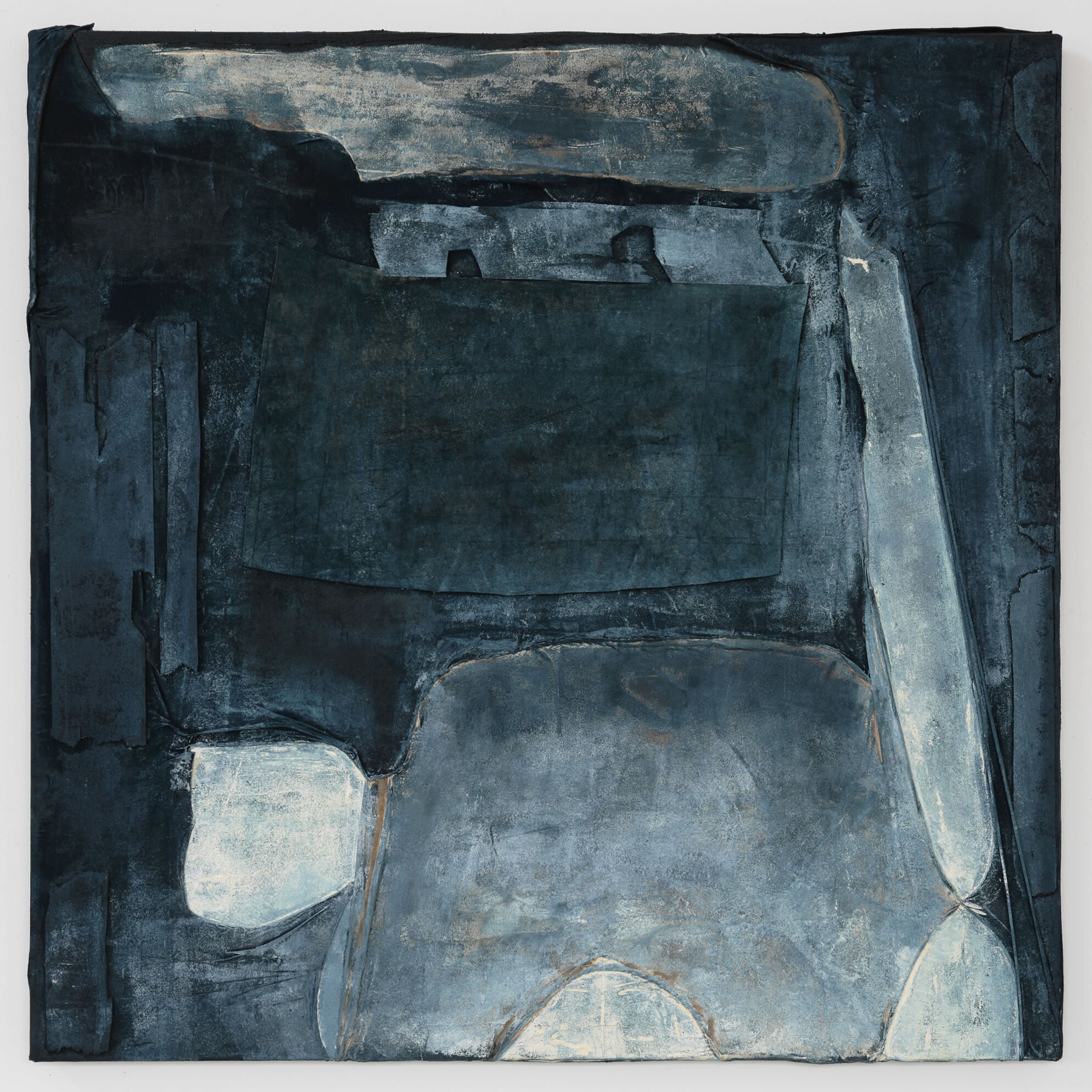 Anna Caione Gesto Blu,2018, fabric _ Mixed media on canvas, 100cm x 100cm
